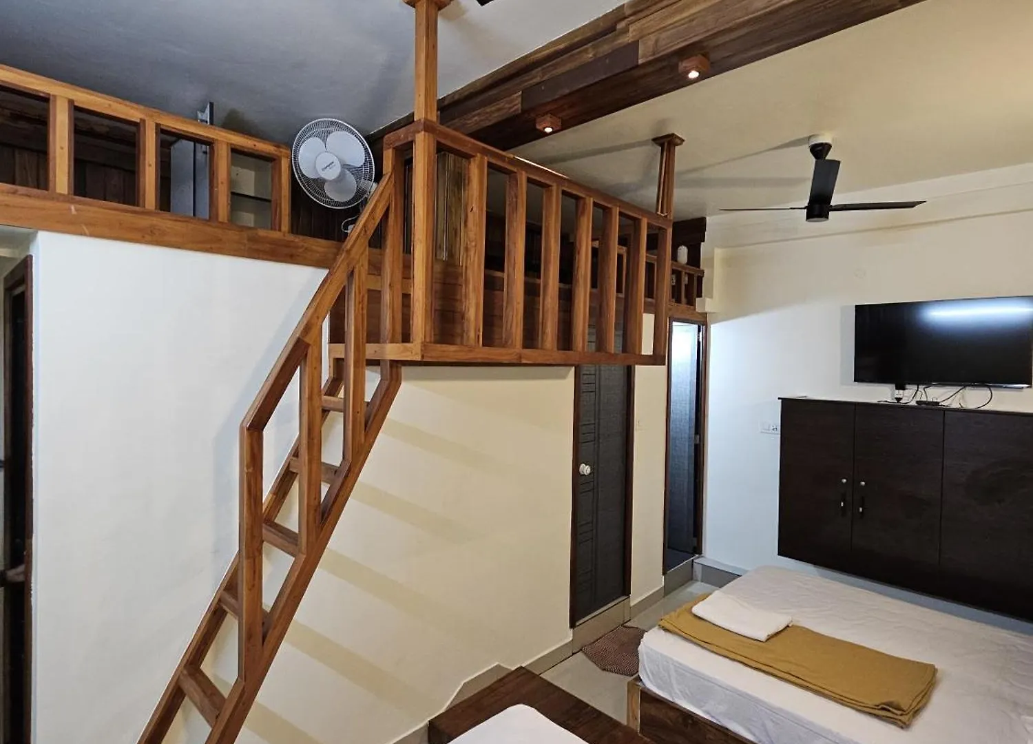 Inn Chilambukadan Residency Hotel Kochi