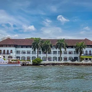 Brunton Boatyard - A Cgh Earth Experience Hotel